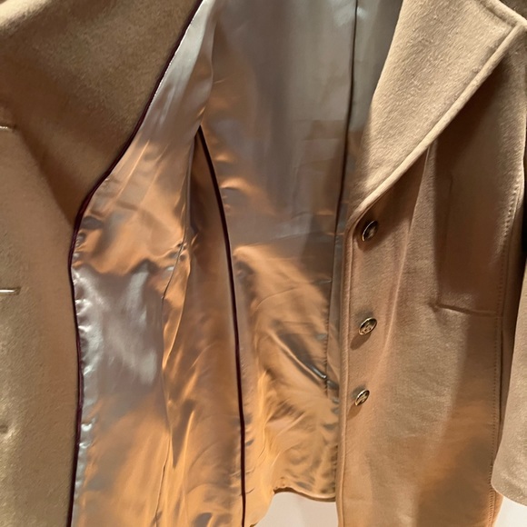 Calvin Klein camel wool/cashmere blend mid-length coat. Sz 6. Only worn twice. - Picture 3 of 9
